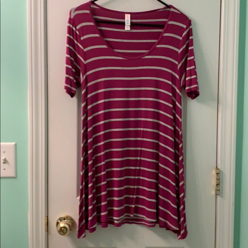 Lularoe Perfect Tee